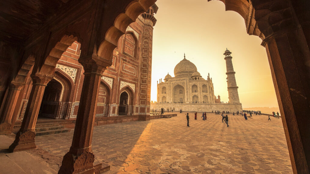 il taj mahal, viaggi in india, viaggio in india, tour operatore locale per india, tour operatore locale in india, agenzia di viaggi in india, viaggi in india su misura.