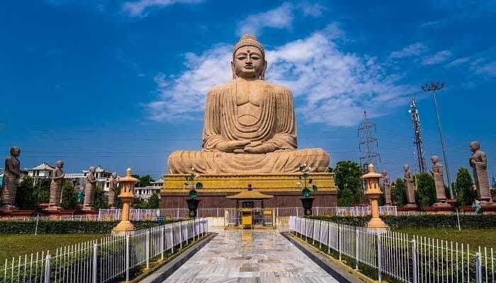 Bodhgaya viaggio spirituale, viaggi in india, viaggio in india, tour operatore locale per india, tour operatore locale in india, agenzia di viaggi in india, viaggi in india su misura.