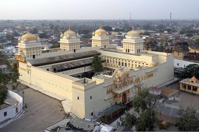 Il tempio di Raja ram orcha : storia e guida , viaggi in india, viaggio in india, tour operatore locale per india, tour operatore locale in india, agenzia di viaggi in india, viaggi in india su misura,